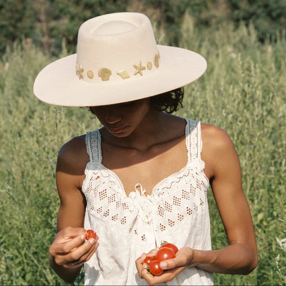 Lack Of Color White Hat with Gold Accents - Picture 5 of 5